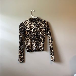 xs leopard print crop top